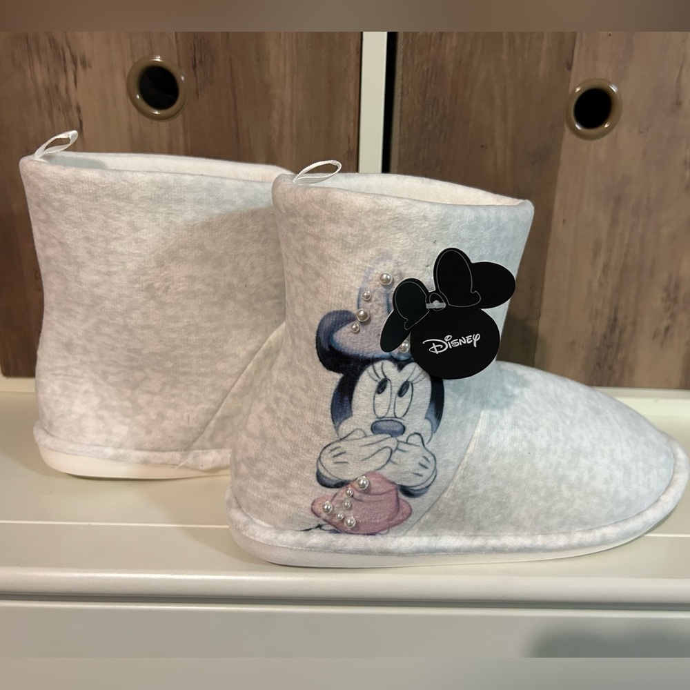NWT Disney Minnie Mouse Boot Slippers Adult Women Size 38-39 (Disney Israel)